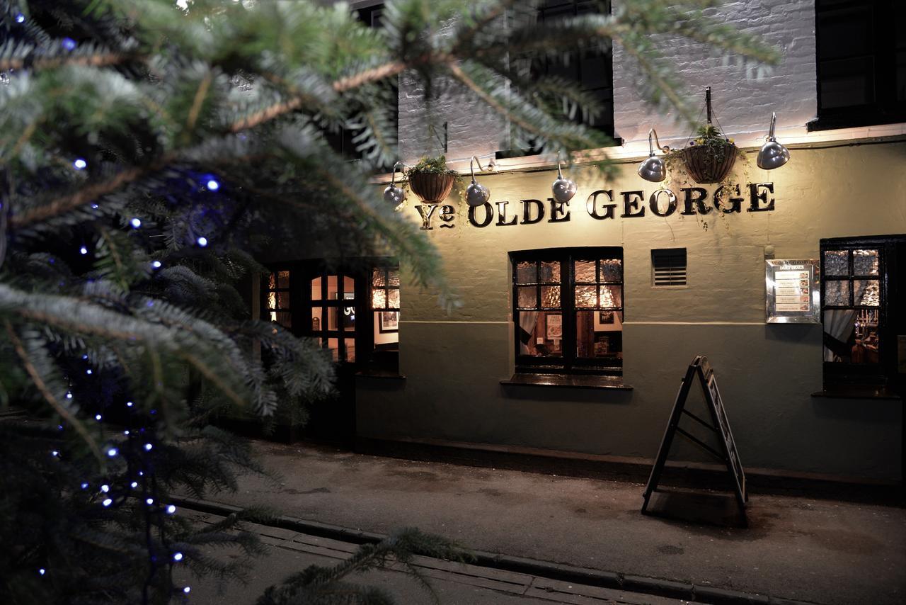 Old George Colnbrook Exterior photo